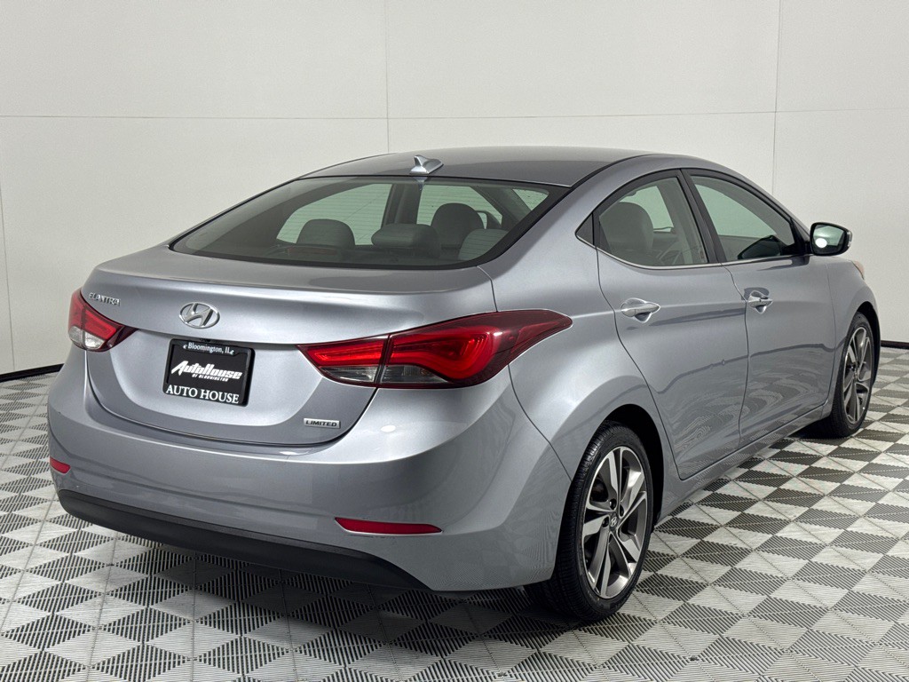 2016 Hyundai Elantra Image 5