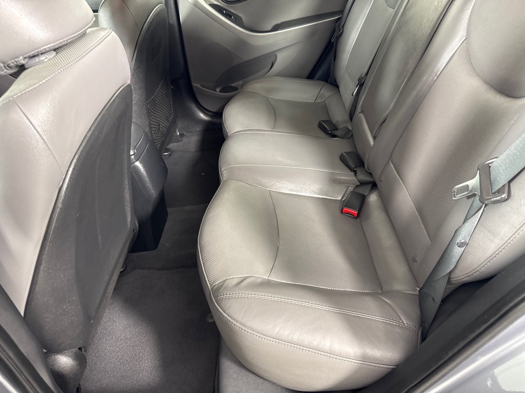 2016 Hyundai Elantra Image 18