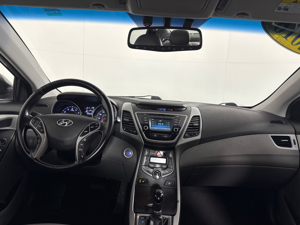 2016 Hyundai Elantra Image 23
