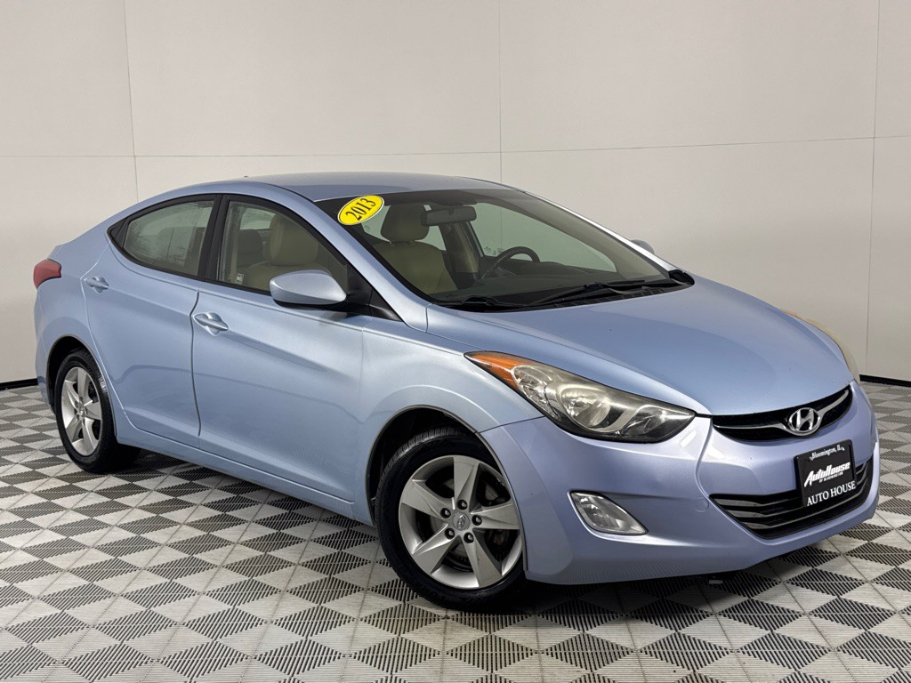2013 Hyundai Elantra Image 2