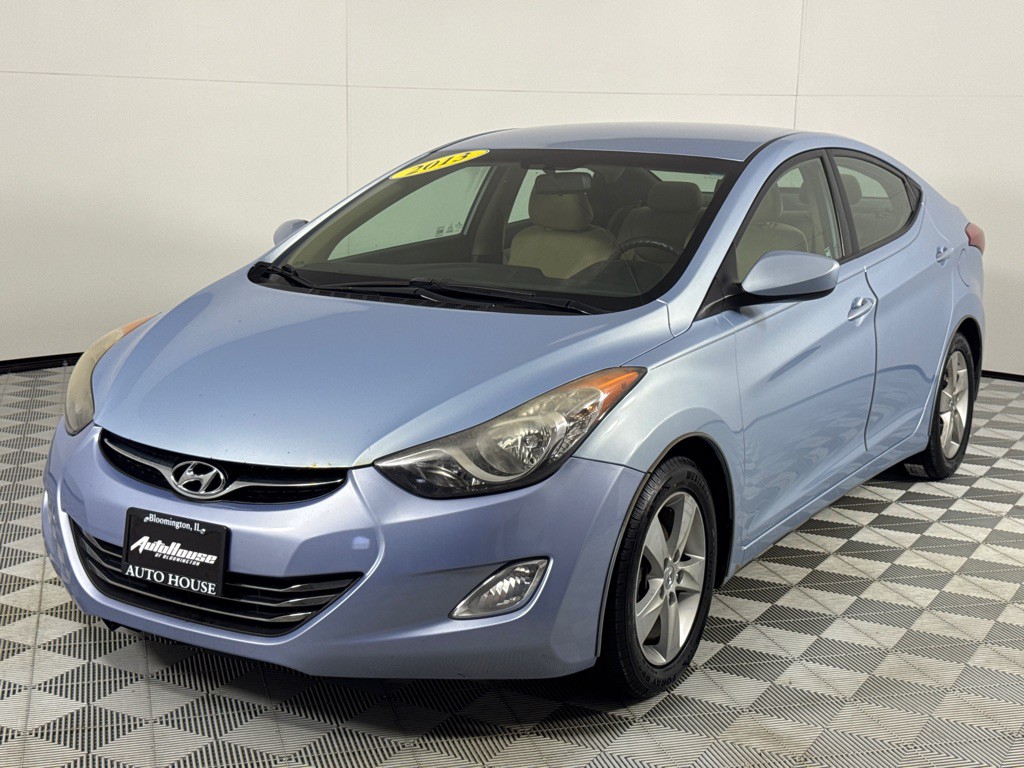 2013 Hyundai Elantra Image 8
