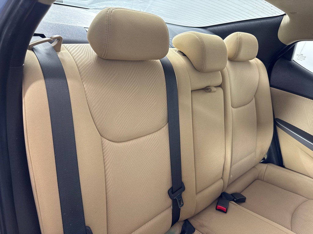 2013 Hyundai Elantra Image 20