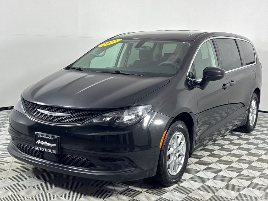 2022 Chrysler Voyager Image 11