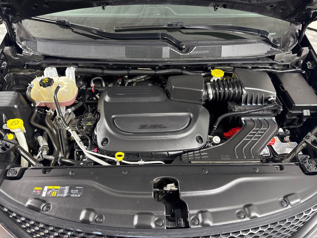 2022 Chrysler Voyager Image 30