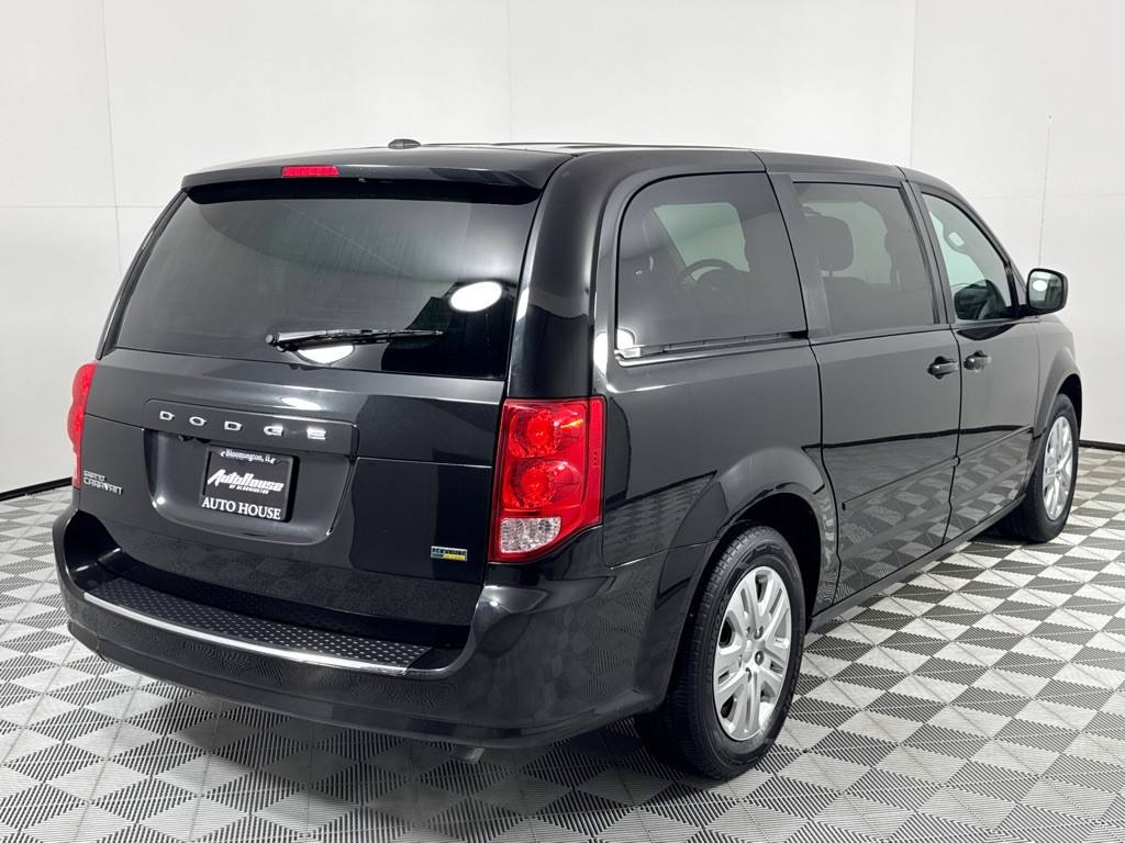2017 Dodge Grand Caravan Image 5