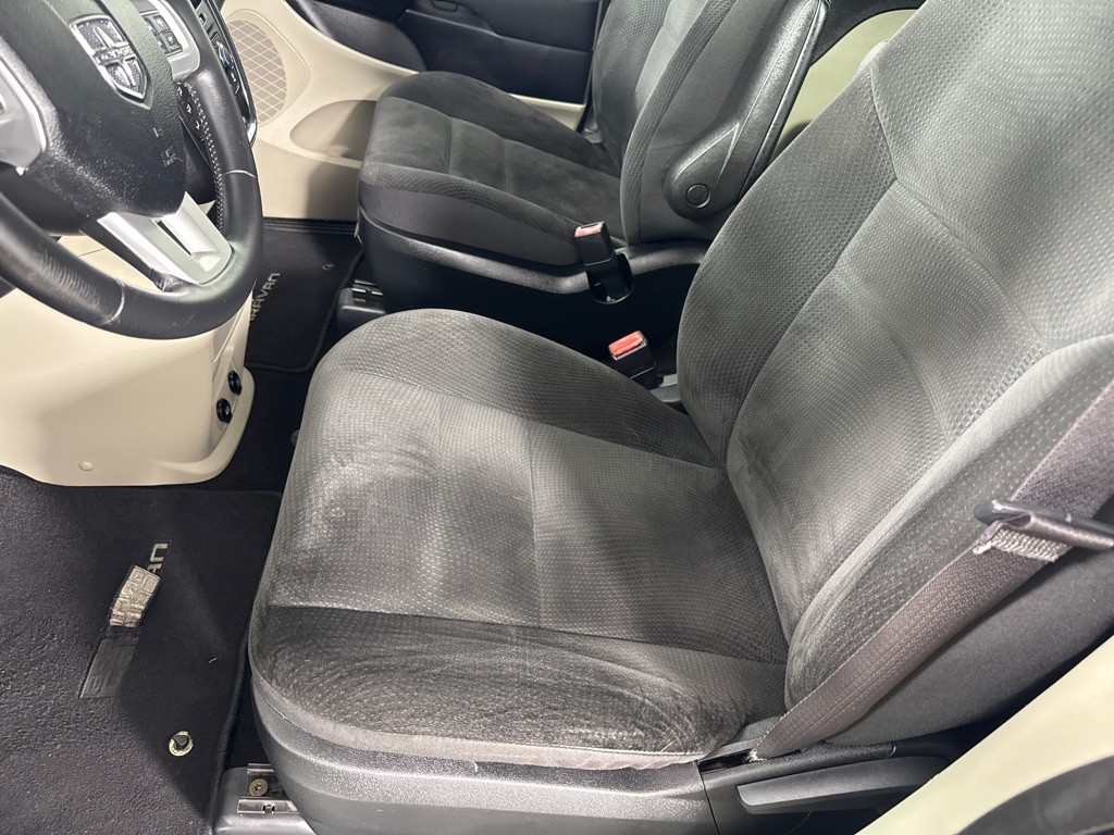 2017 Dodge Grand Caravan Image 11