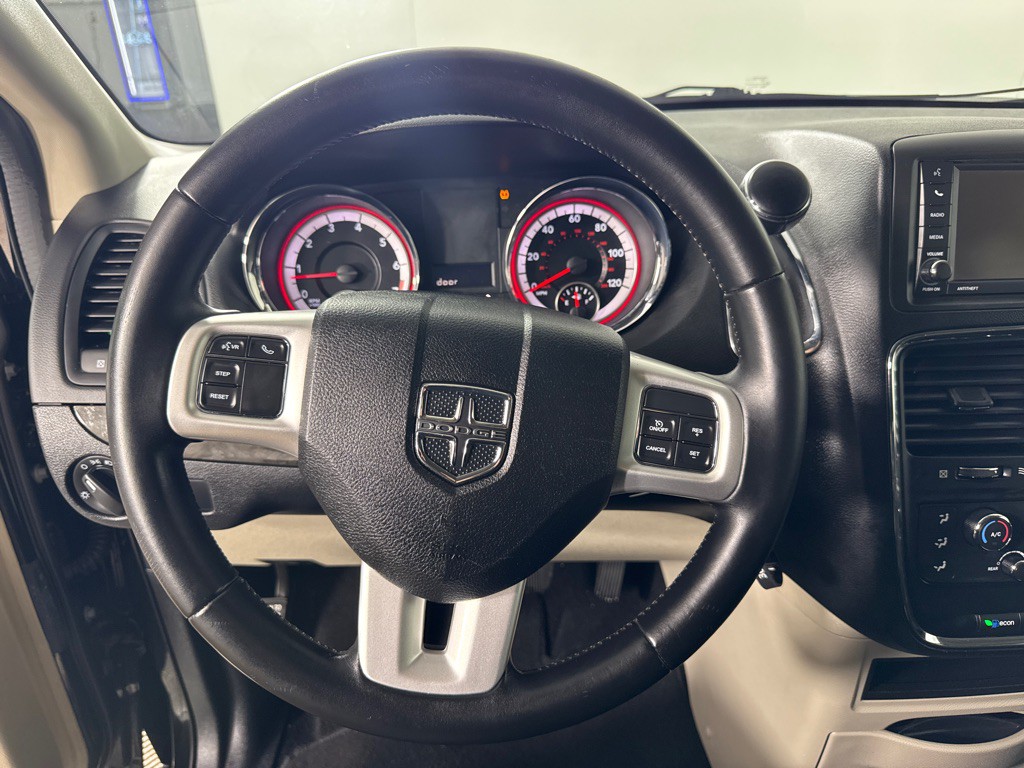 2017 Dodge Grand Caravan Image 14