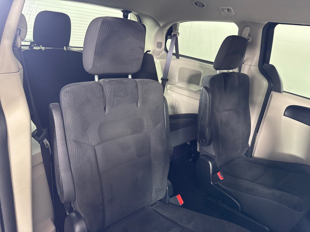 2017 Dodge Grand Caravan Image 23