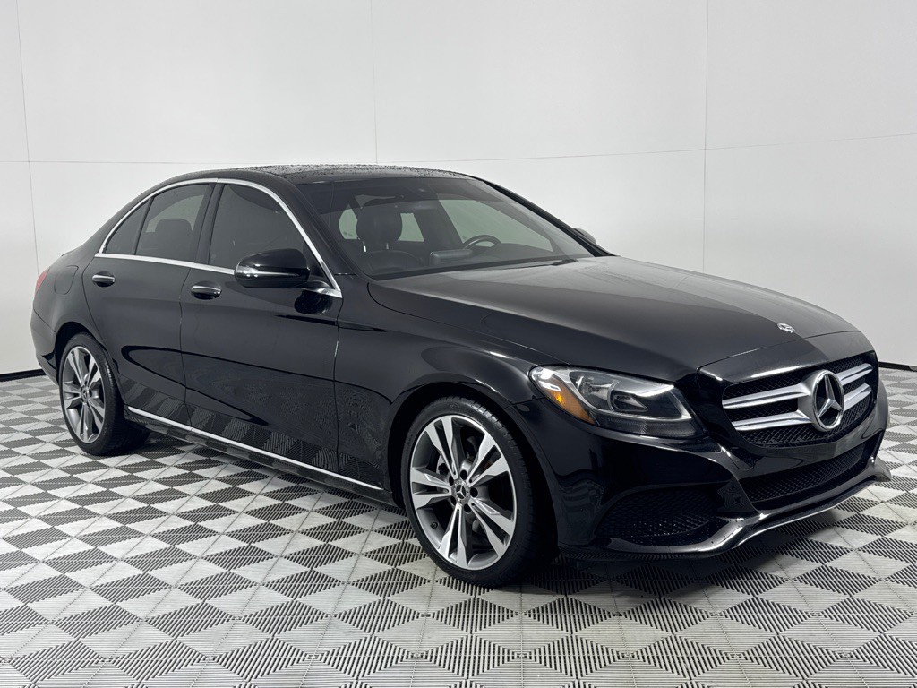 2018 Mercedes-Benz C-Class Image 3