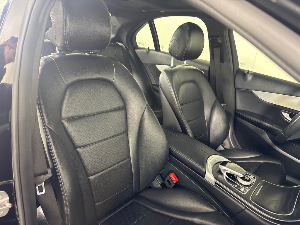 2018 Mercedes-Benz C-Class Image 28