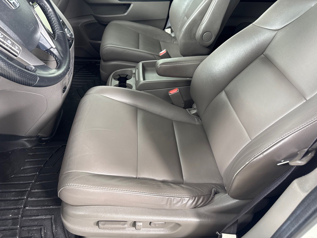 2014 Honda Odyssey Image 12