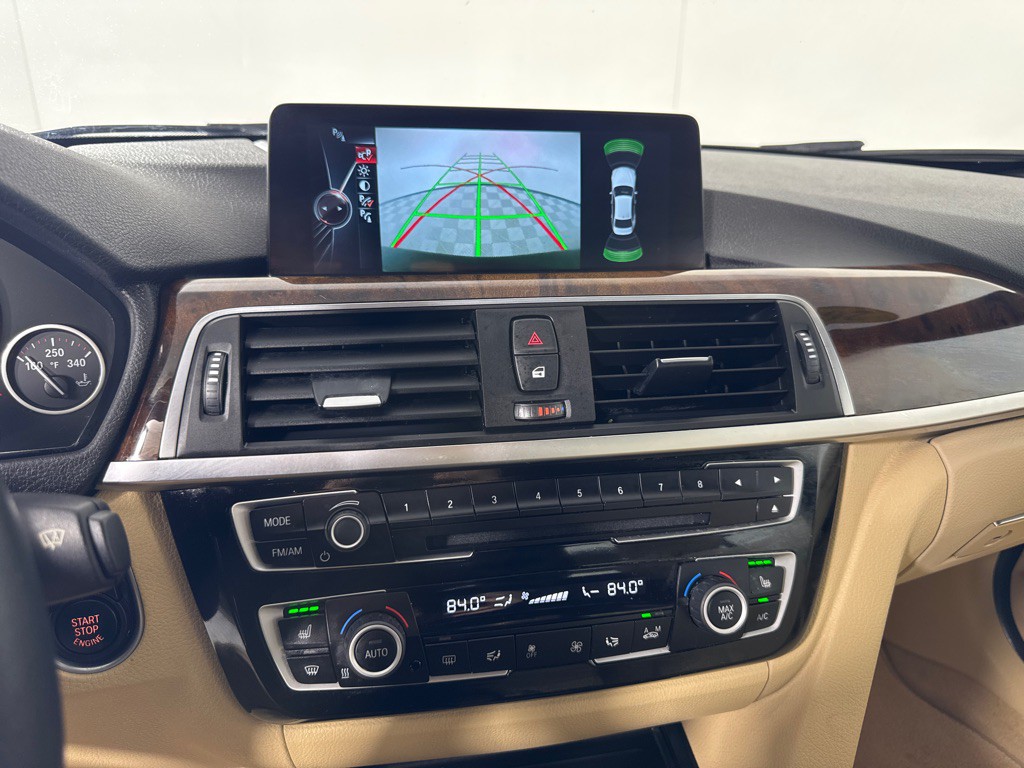 2016 BMW 3 Series Image 19