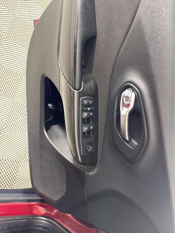 2014 Jeep Cherokee Image 10