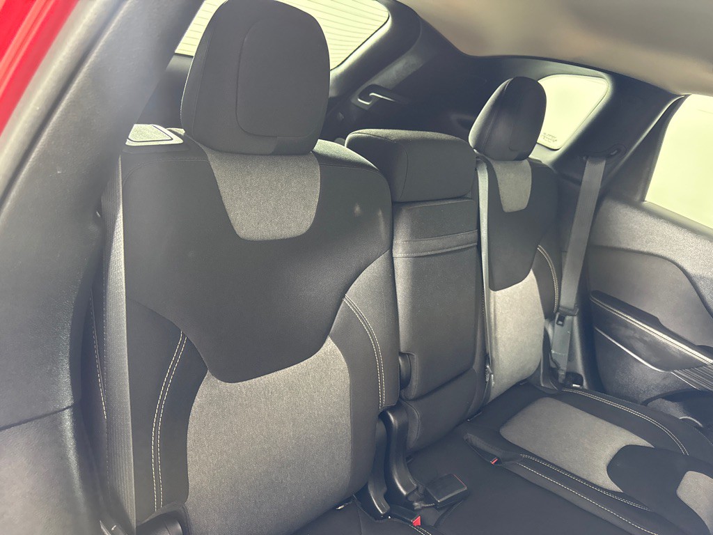 2014 Jeep Cherokee Image 21