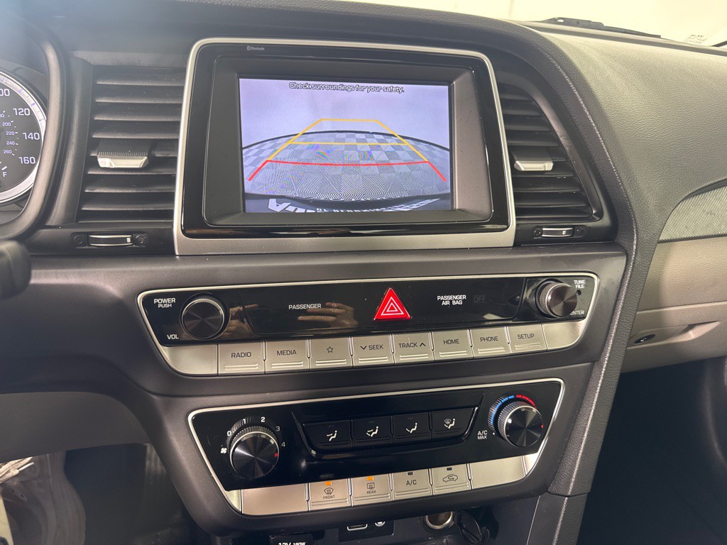 2018 Hyundai Sonata Image 18