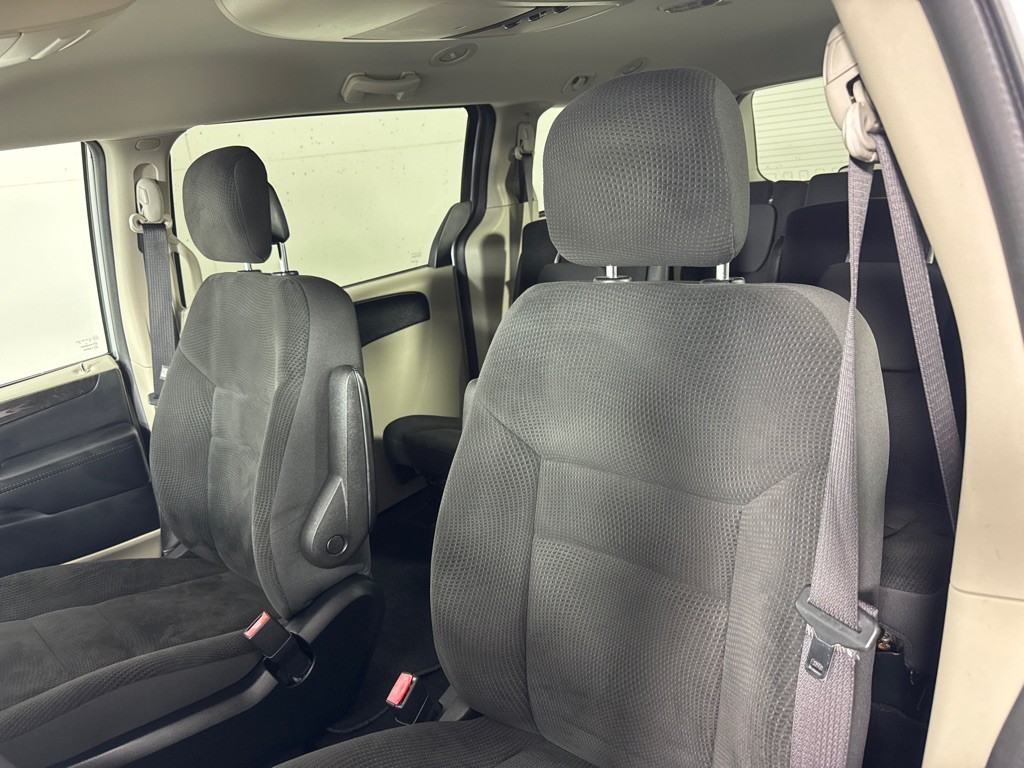 2017 Dodge Grand Caravan Image 12
