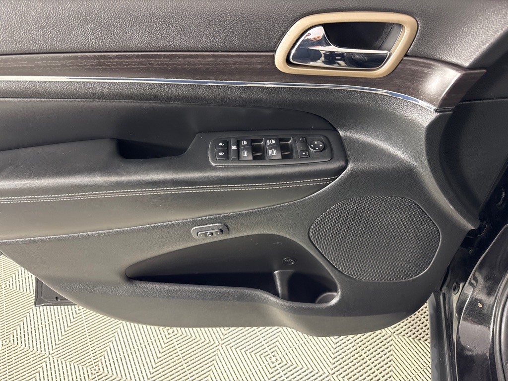 2014 Jeep Grand Cherokee Image 13