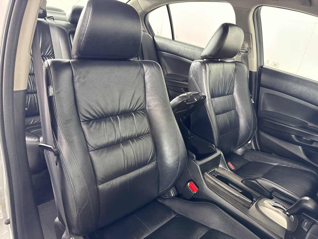 2012 Honda Accord Image 22