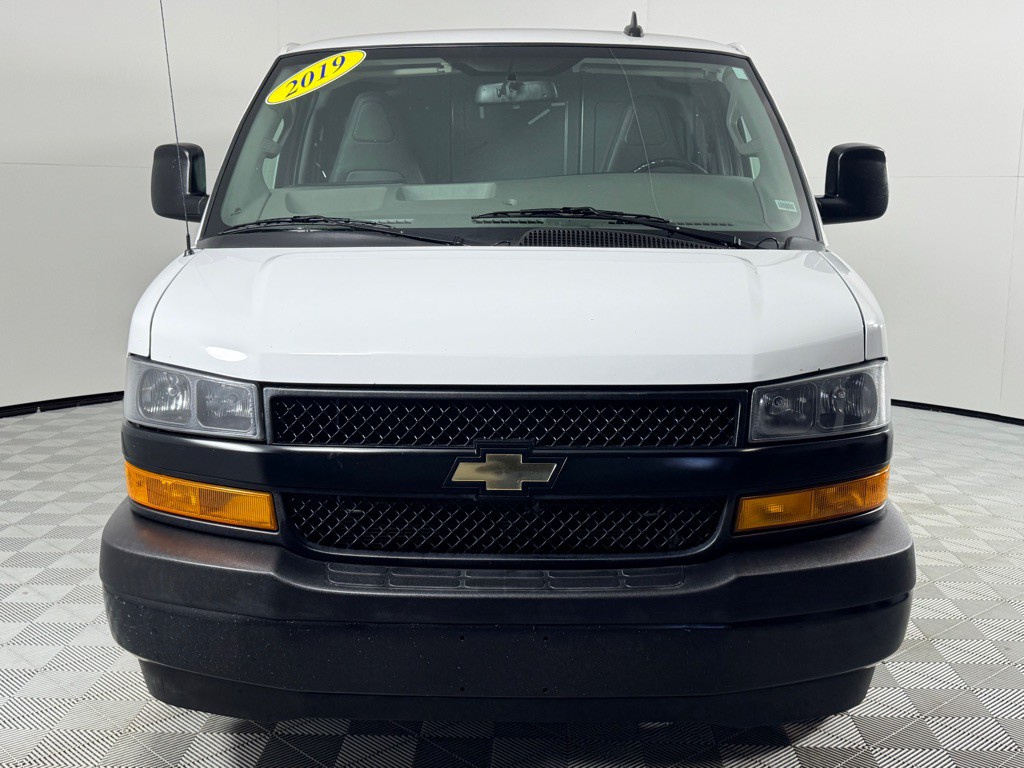 2018 Chevrolet Express Image 11