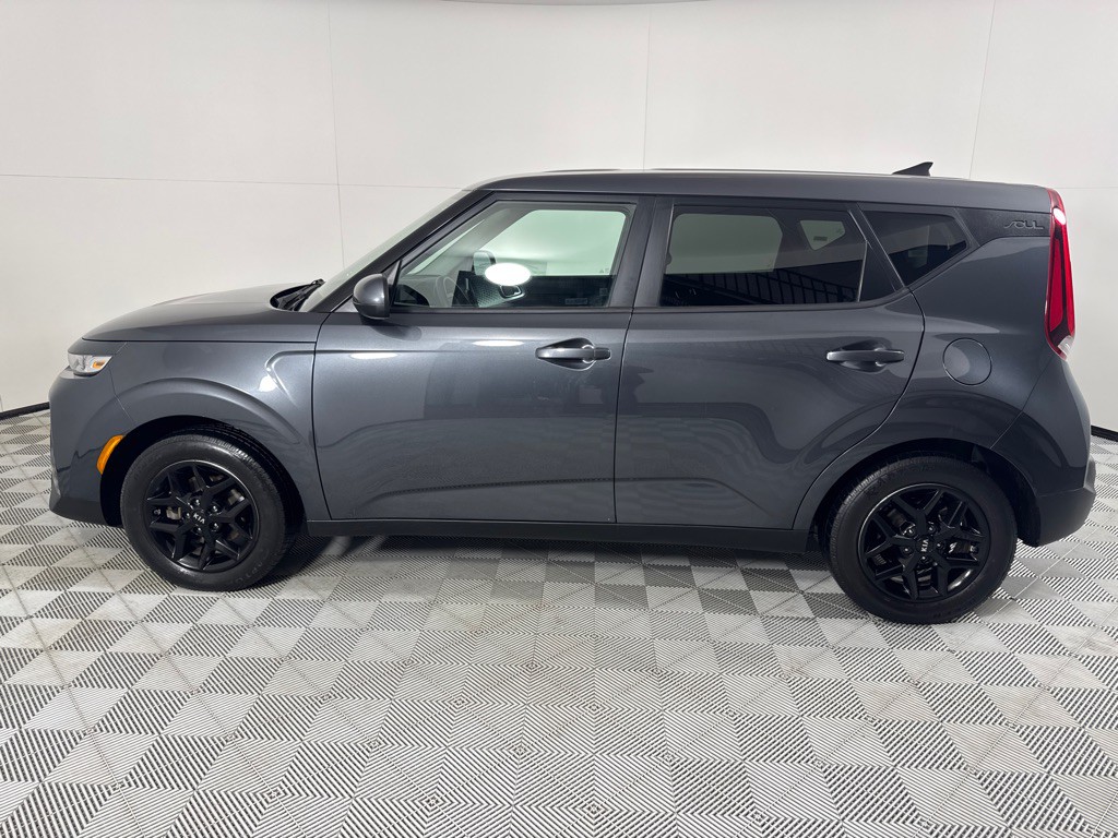 2021 Kia Soul Image 8