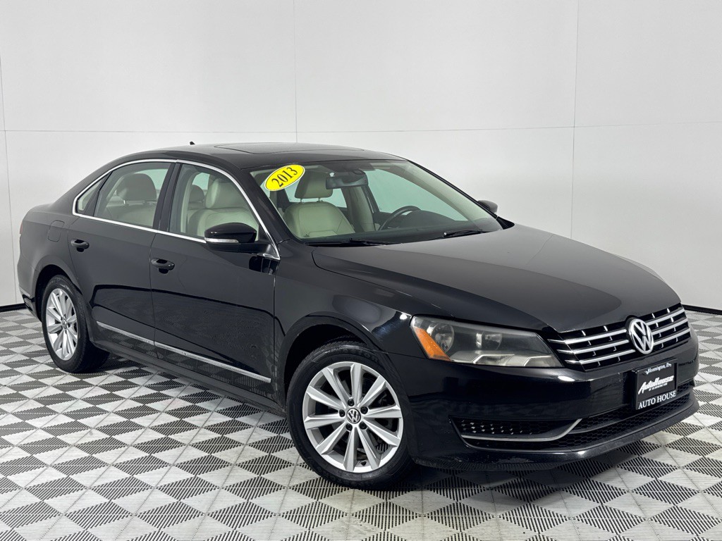 2013 Volkswagen Passat Image 2