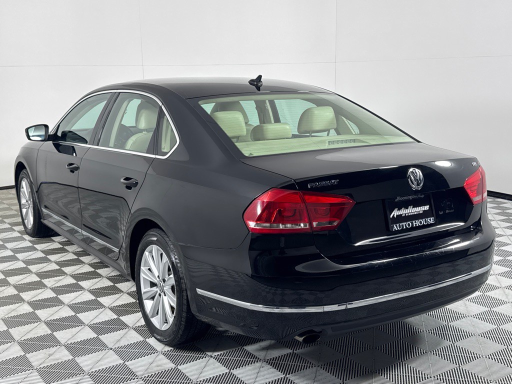2013 Volkswagen Passat Image 6