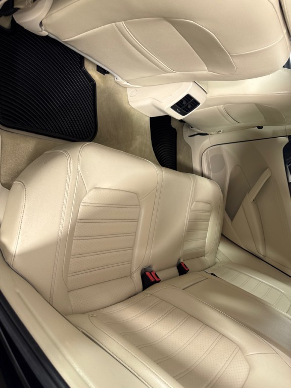 2013 Volkswagen Passat Image 18