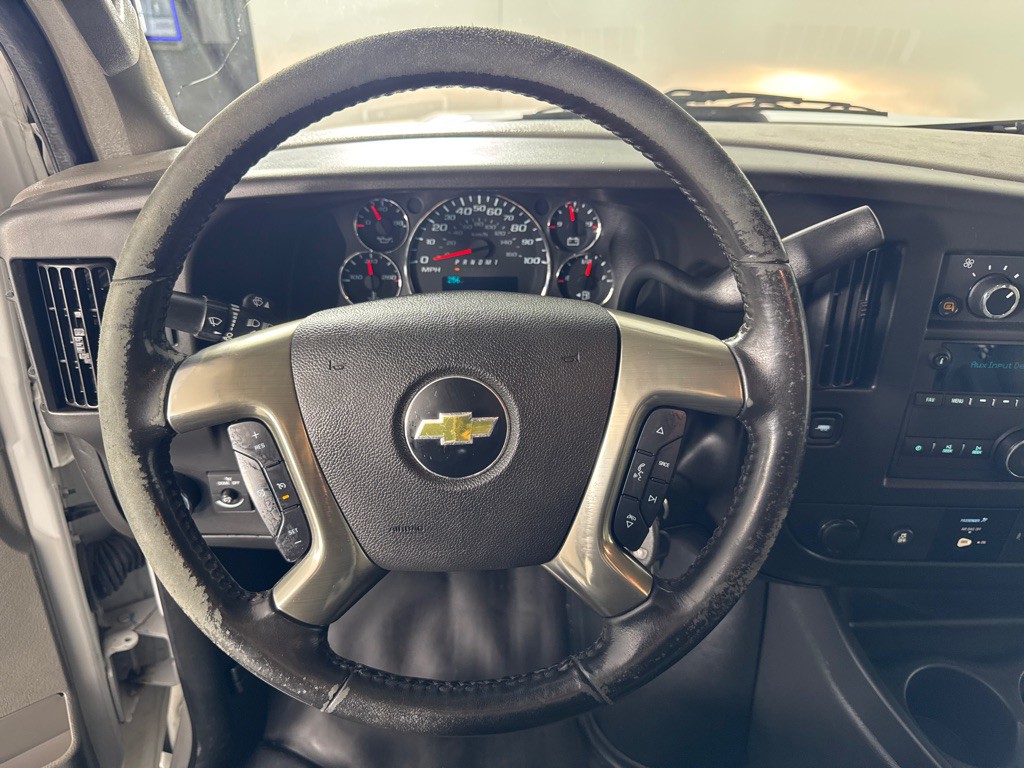 2019 Chevrolet Express Image 15