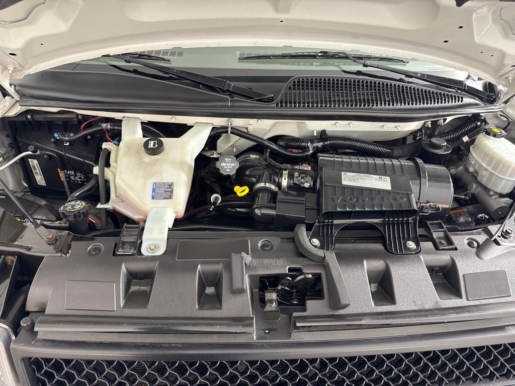 2019 Chevrolet Express Image 22