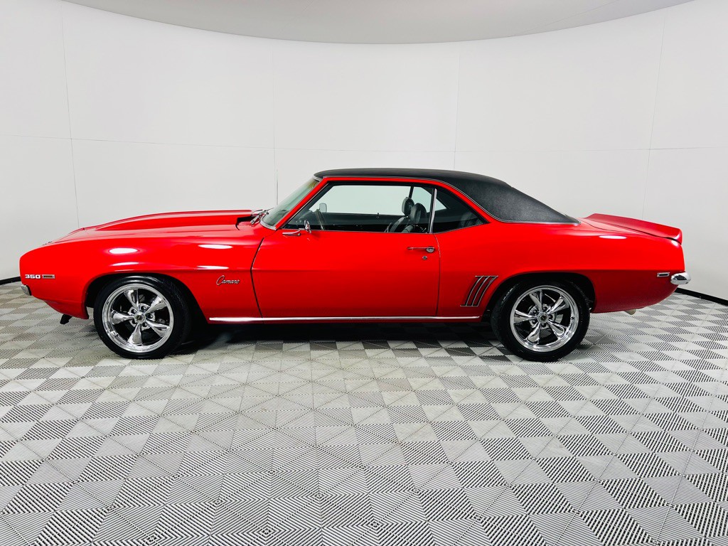 1969 Chevrolet Camaro Image 16