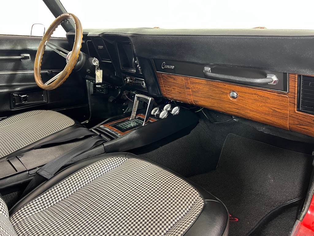 1969 Chevrolet Camaro Image 27