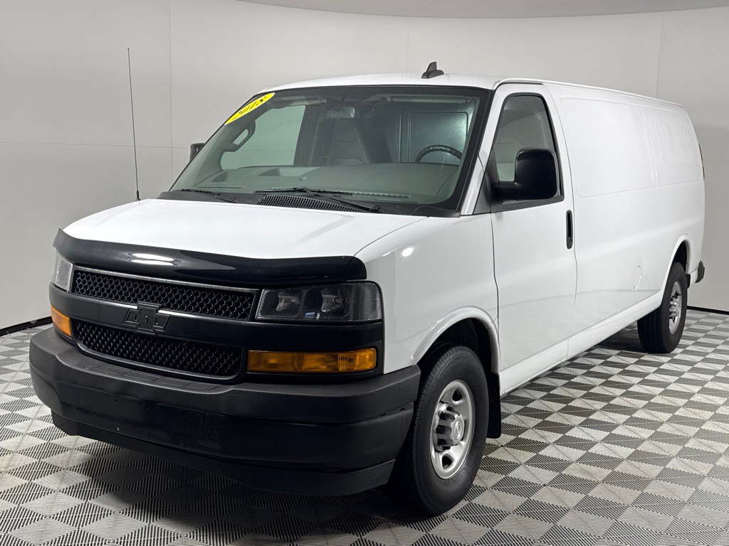 2018 Chevrolet Express Image 8