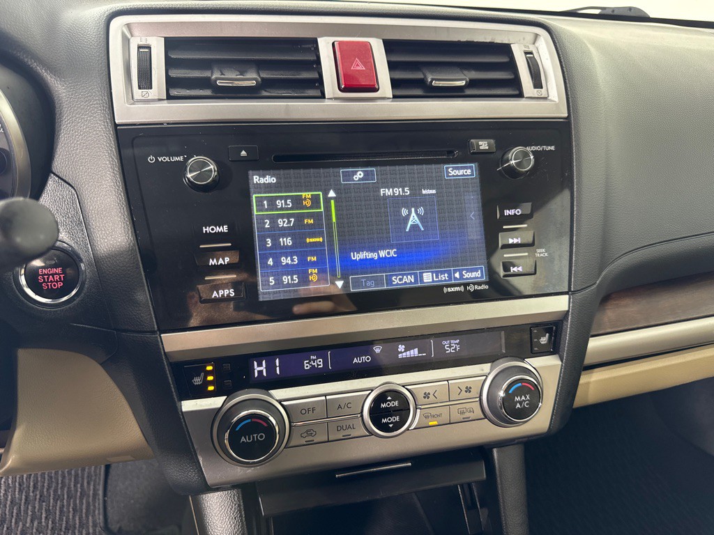 2015 Subaru Outback Image 17