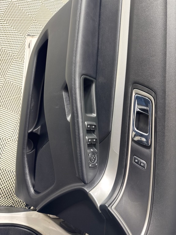 2017 Ford Explorer Image 12