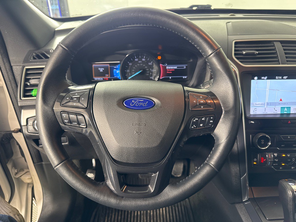 2017 Ford Explorer Image 16