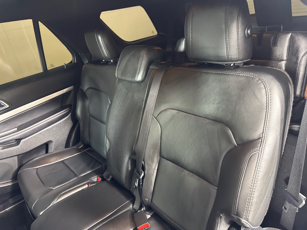 2017 Ford Explorer Image 21