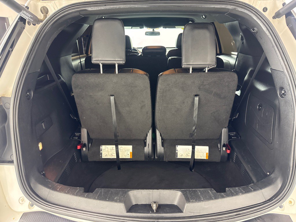 2017 Ford Explorer Image 23