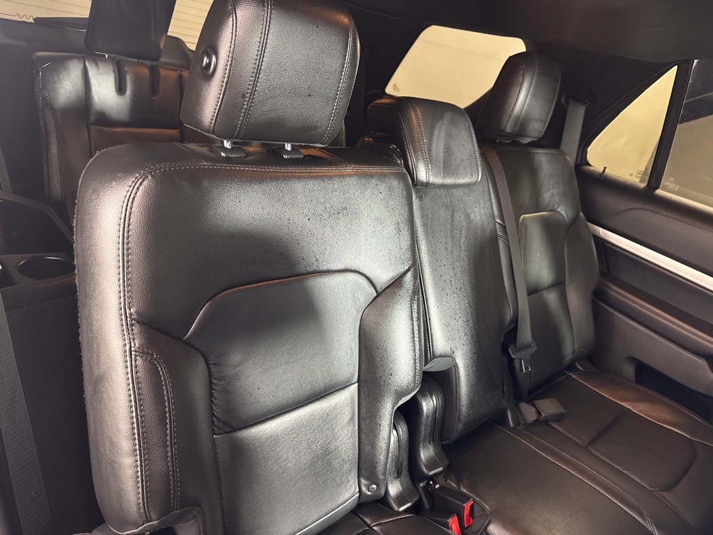 2017 Ford Explorer Image 25