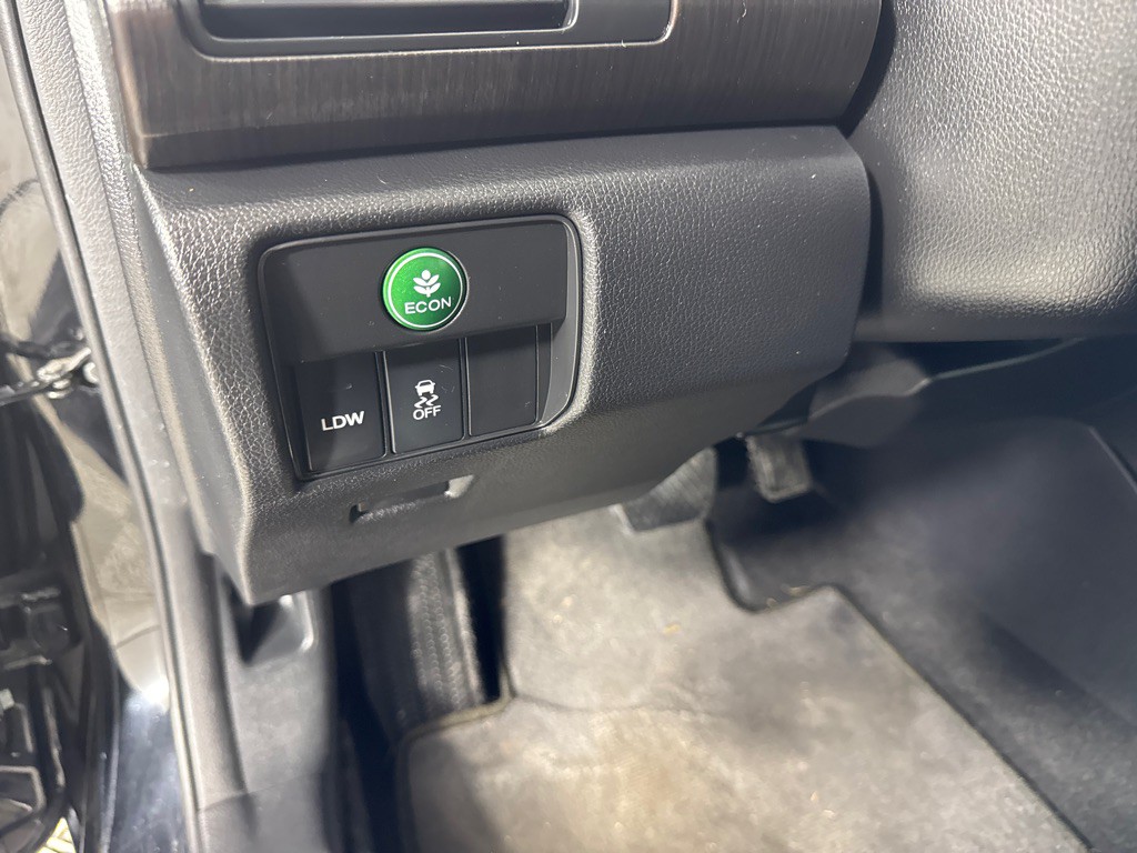 2015 Honda Accord Image 16