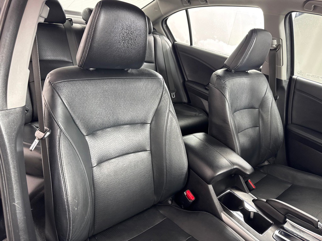 2015 Honda Accord Image 26