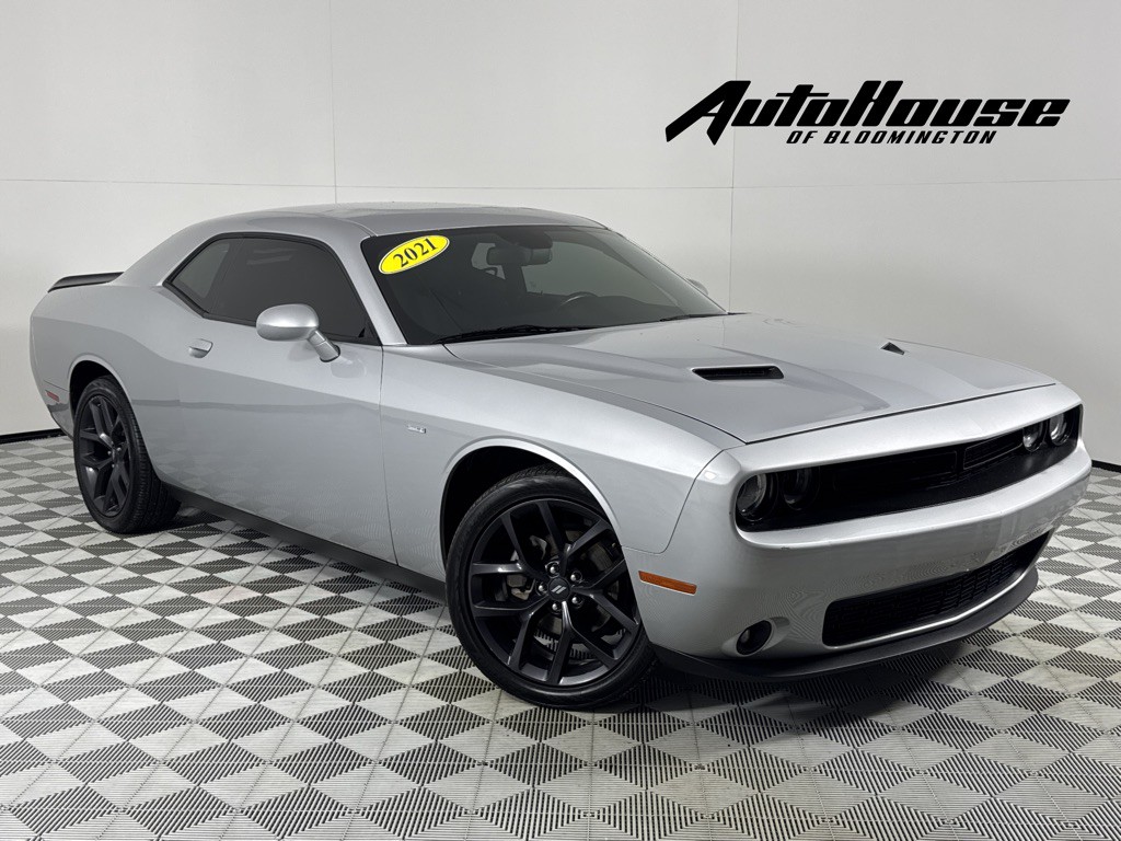 2021 Dodge Challenger Image 1