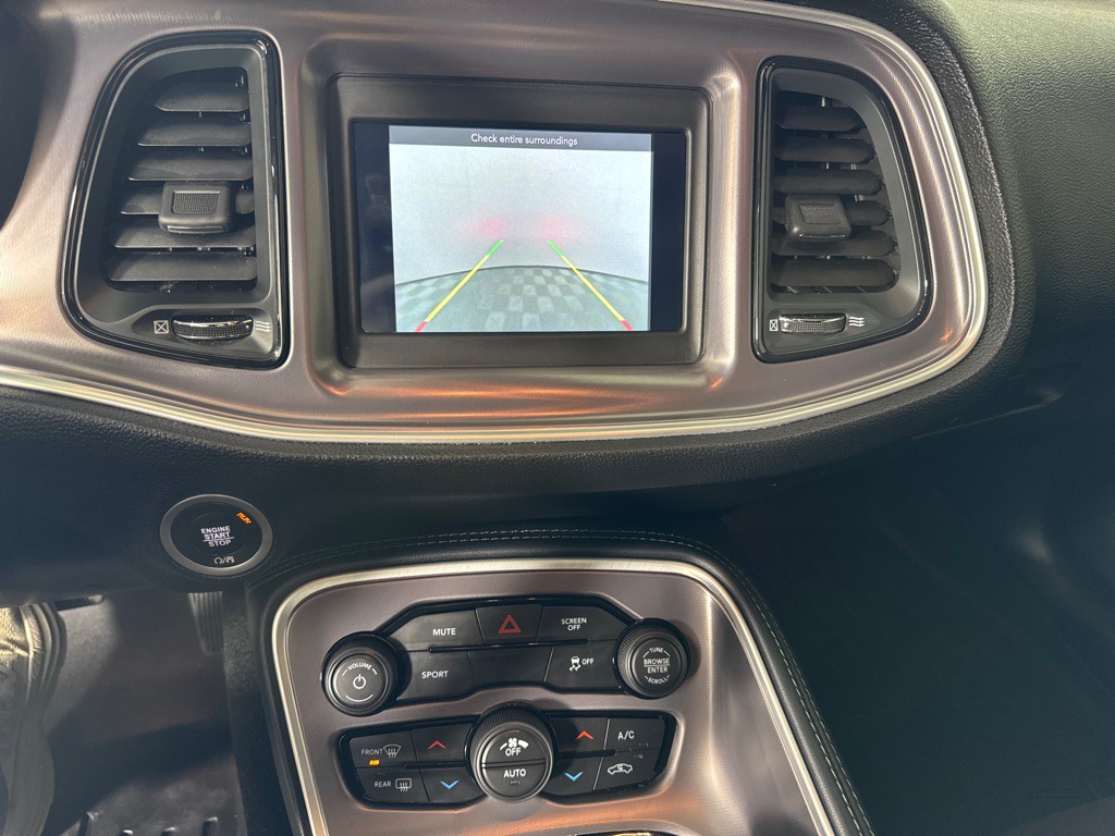 2021 Dodge Challenger Image 17