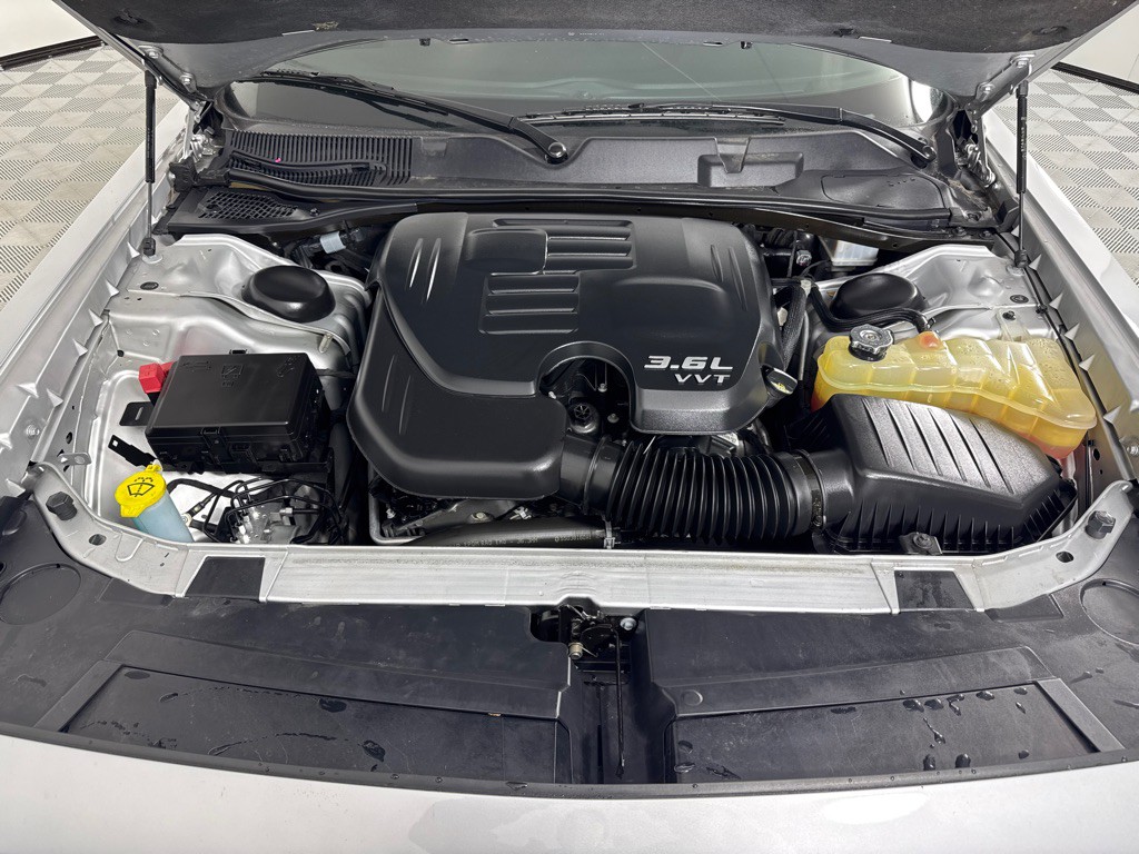 2021 Dodge Challenger Image 24