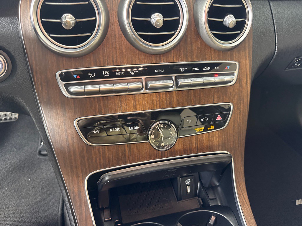 2019 Mercedes-Benz C-Class Image 17