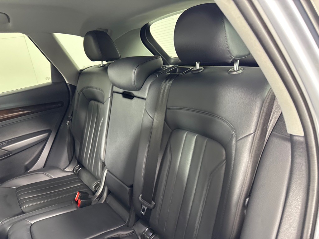 2018 Audi Q5 Image 22