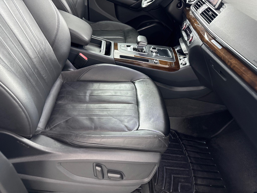 2018 Audi Q5 Image 26