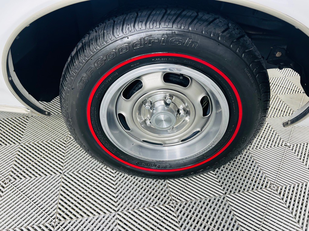 1964 Pontiac GTO Image 5