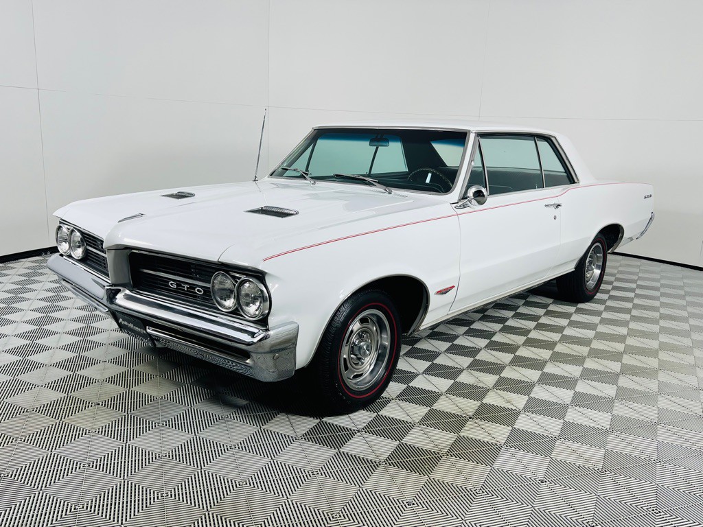 1964 Pontiac GTO Image 16