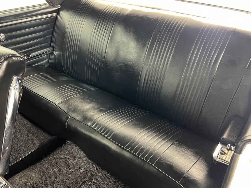 1964 Pontiac GTO Image 21