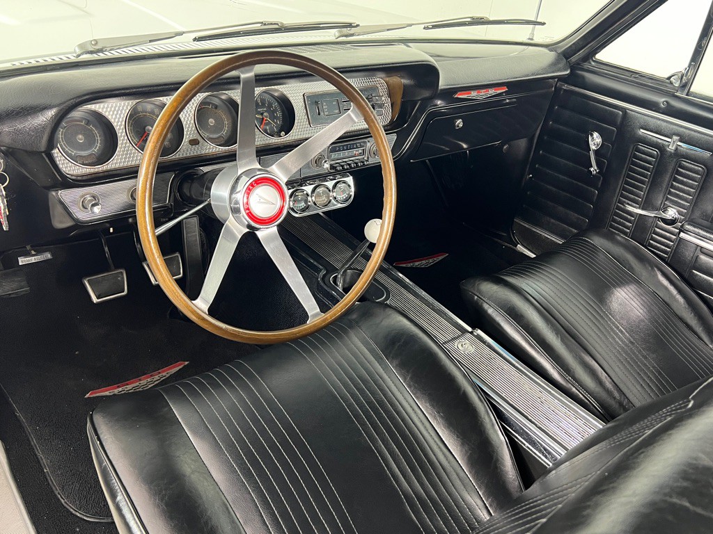 1964 Pontiac GTO Image 22